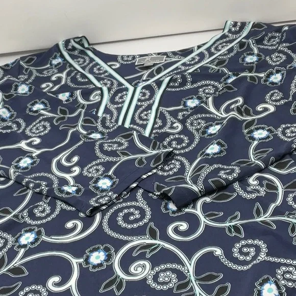 JM Collection women’s plus size 3/4 sleeve tunic with rhinestones, size 1X - Picture 7 of 8